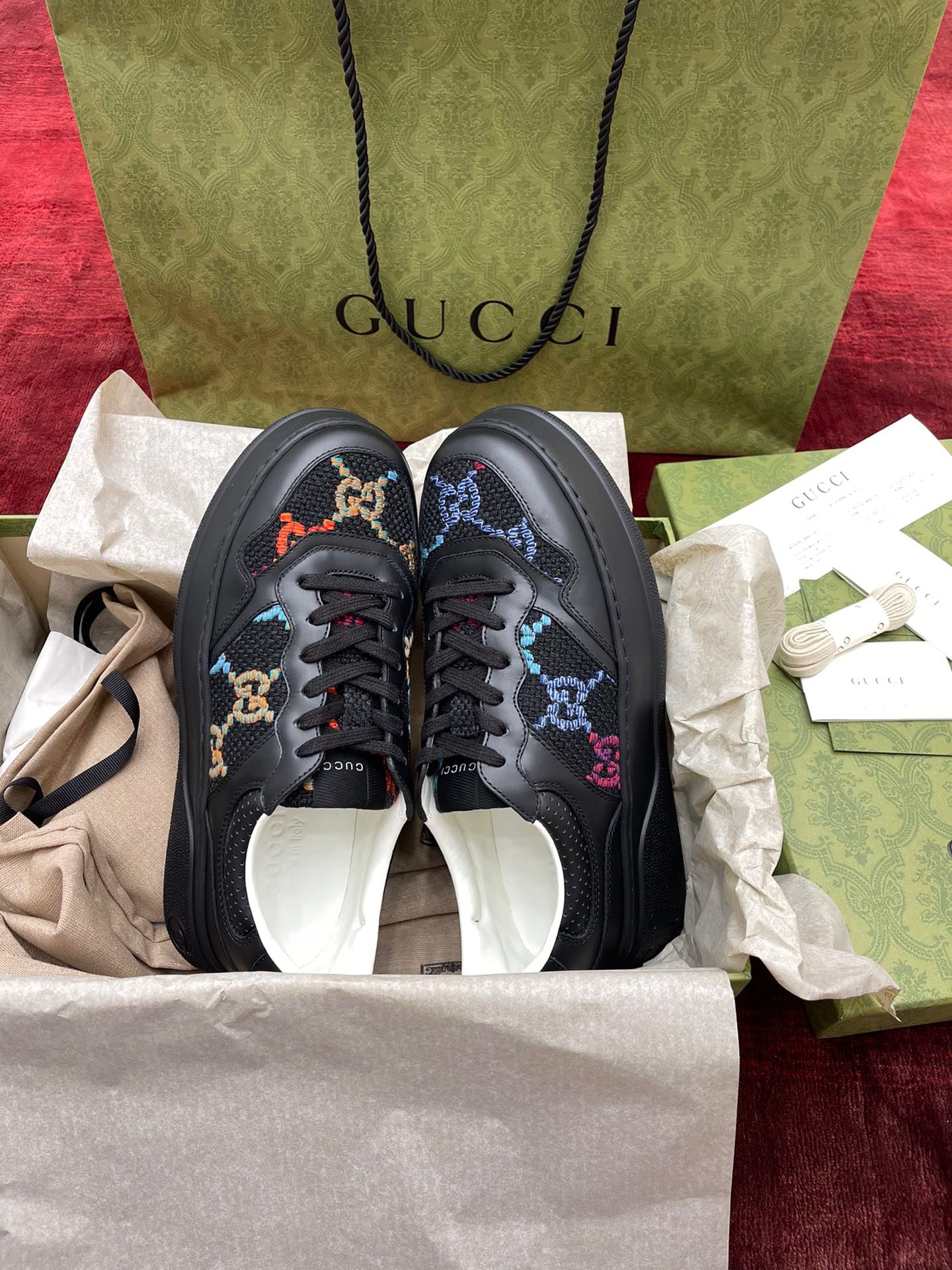 GG SUPREME TRAINERS