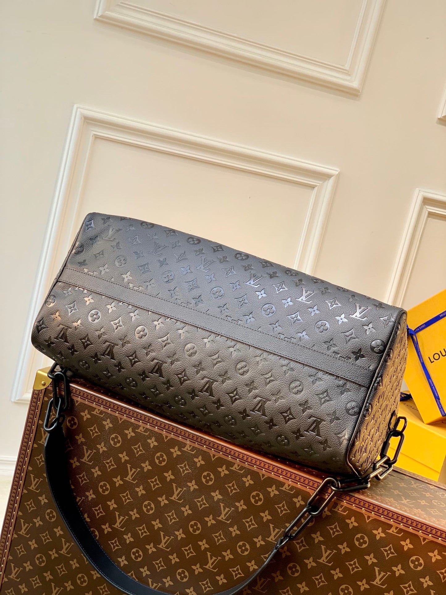 LOU KEEPALL BANDOULIÈRE 50 BAG