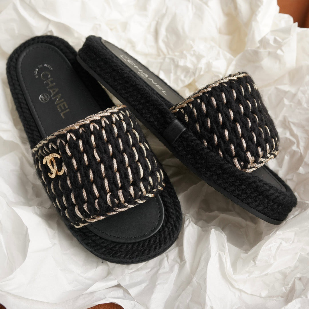 CC SANDALS