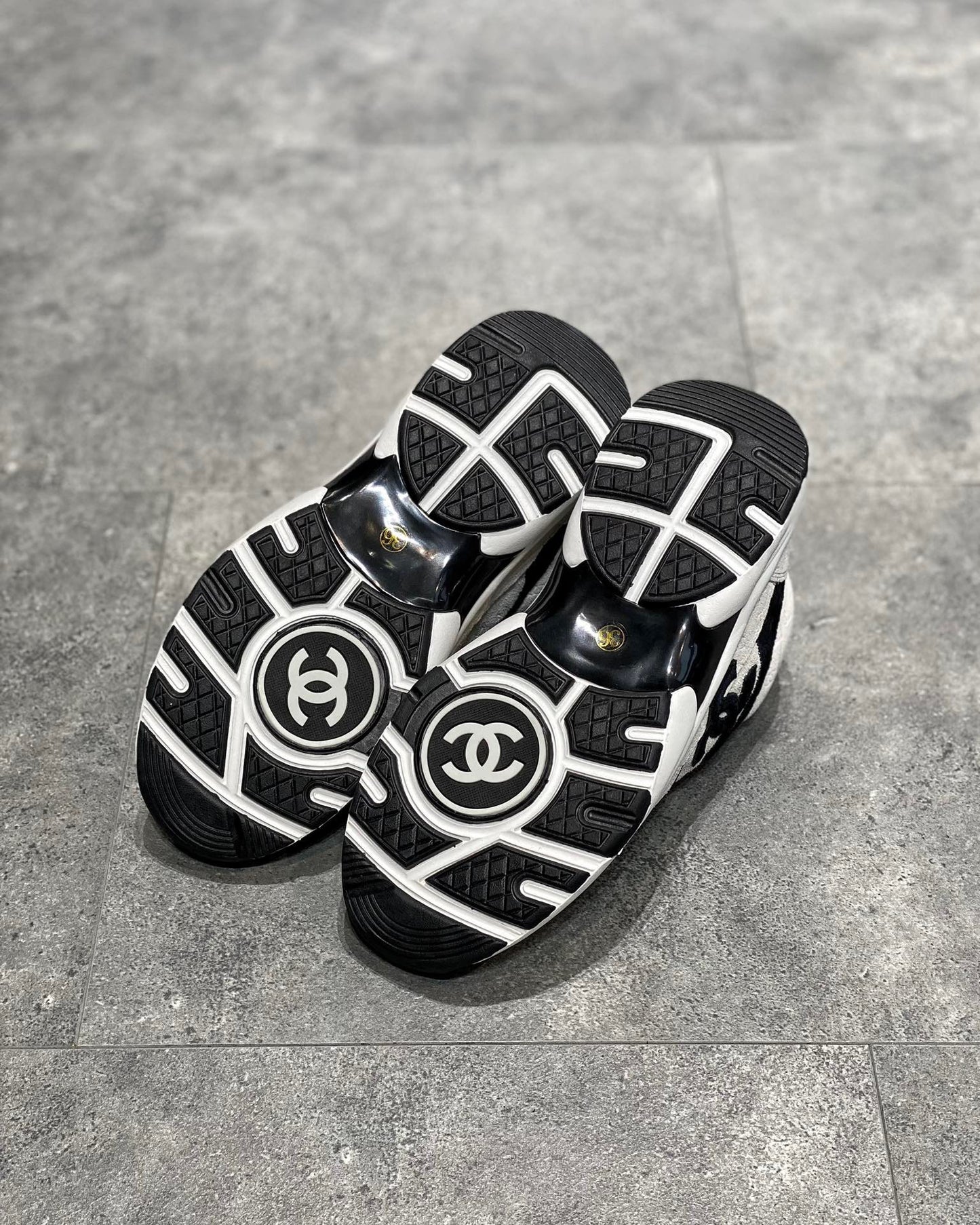 CC TRAINERS