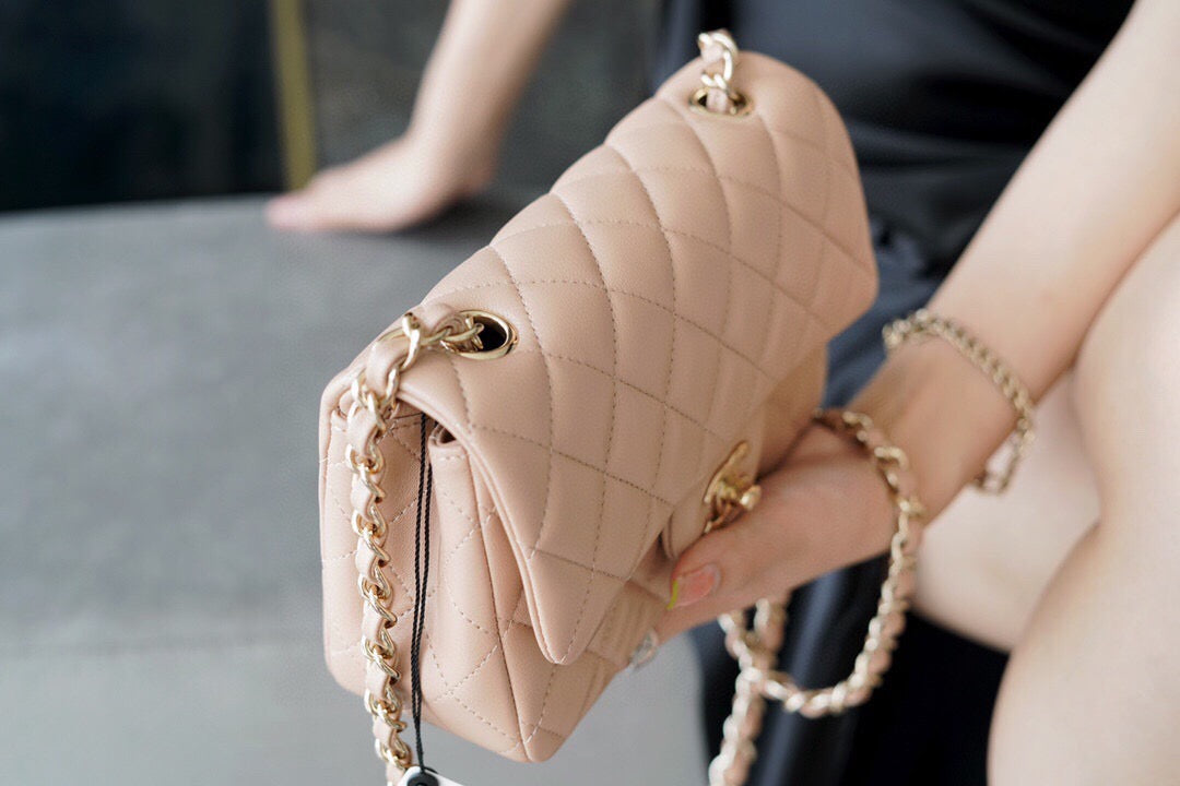 CC MINI FLAP BAG