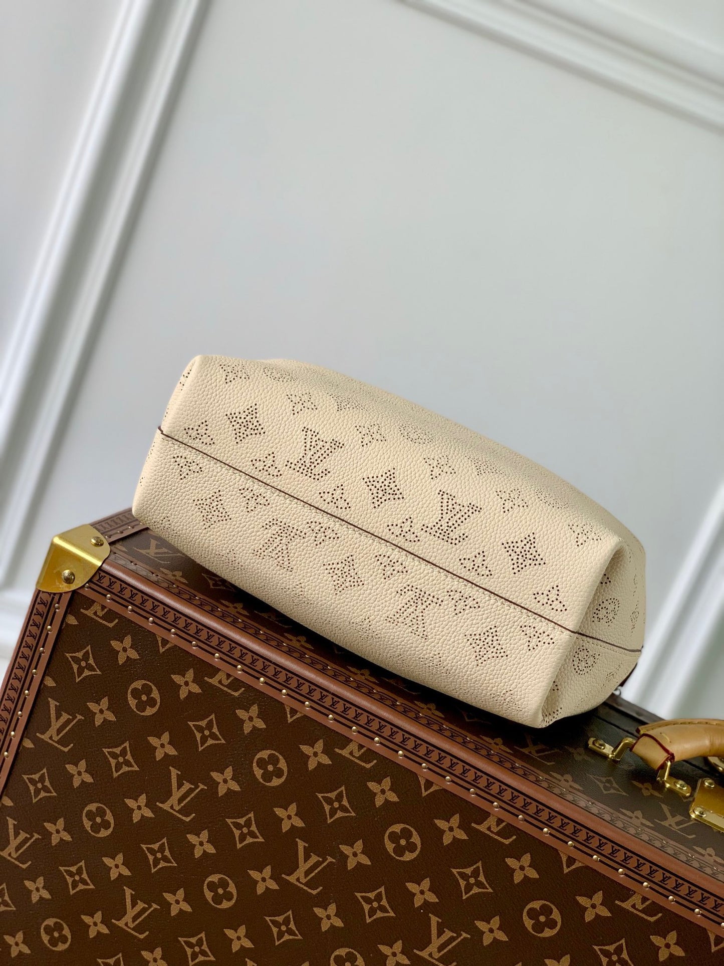 LOU WHY KNOT PM BAG