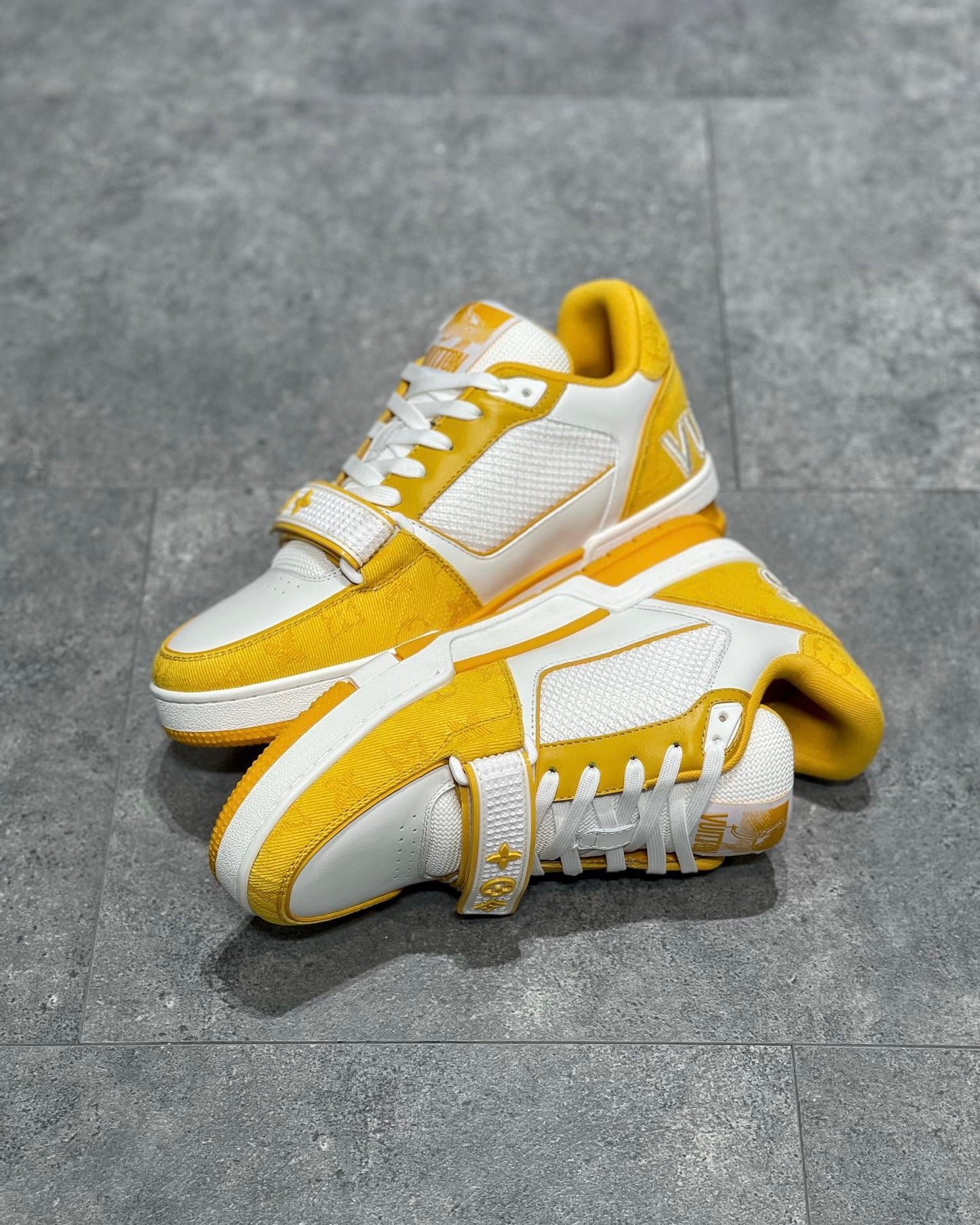 LOU TRAINERS