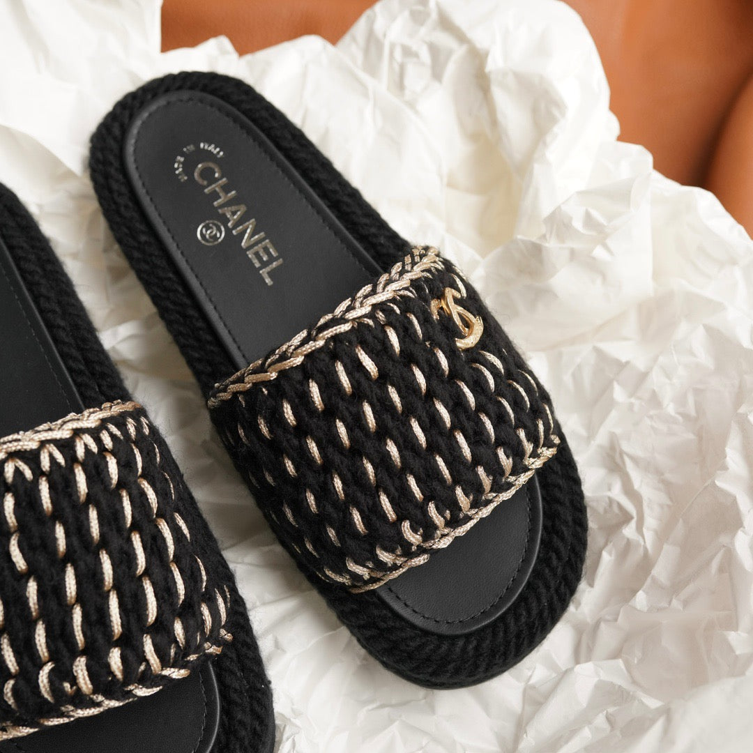 CC SANDALS