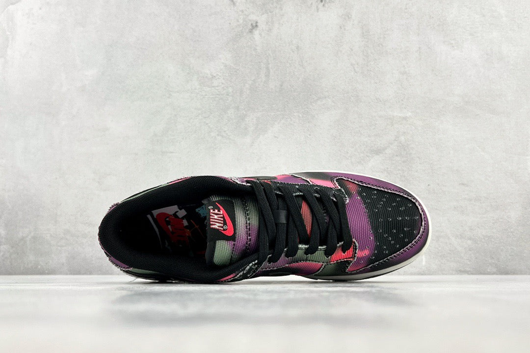 DUNK LOW GRAFFITI