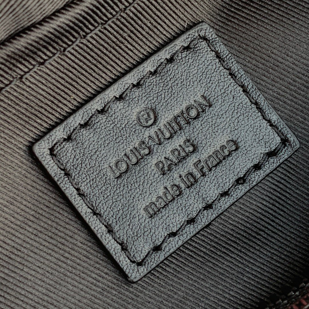 LOU SOFT TRUNK BAG