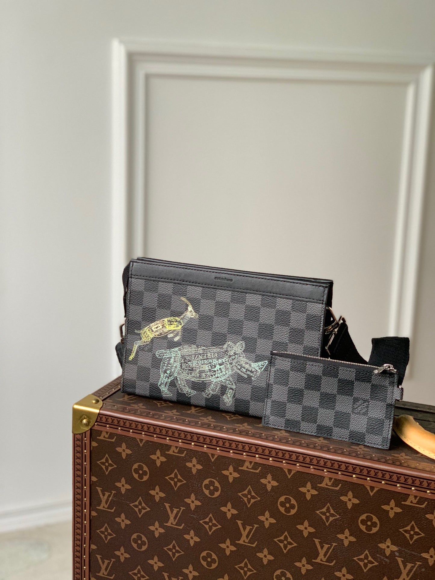 LOU GASTON WEARABLE WALLET