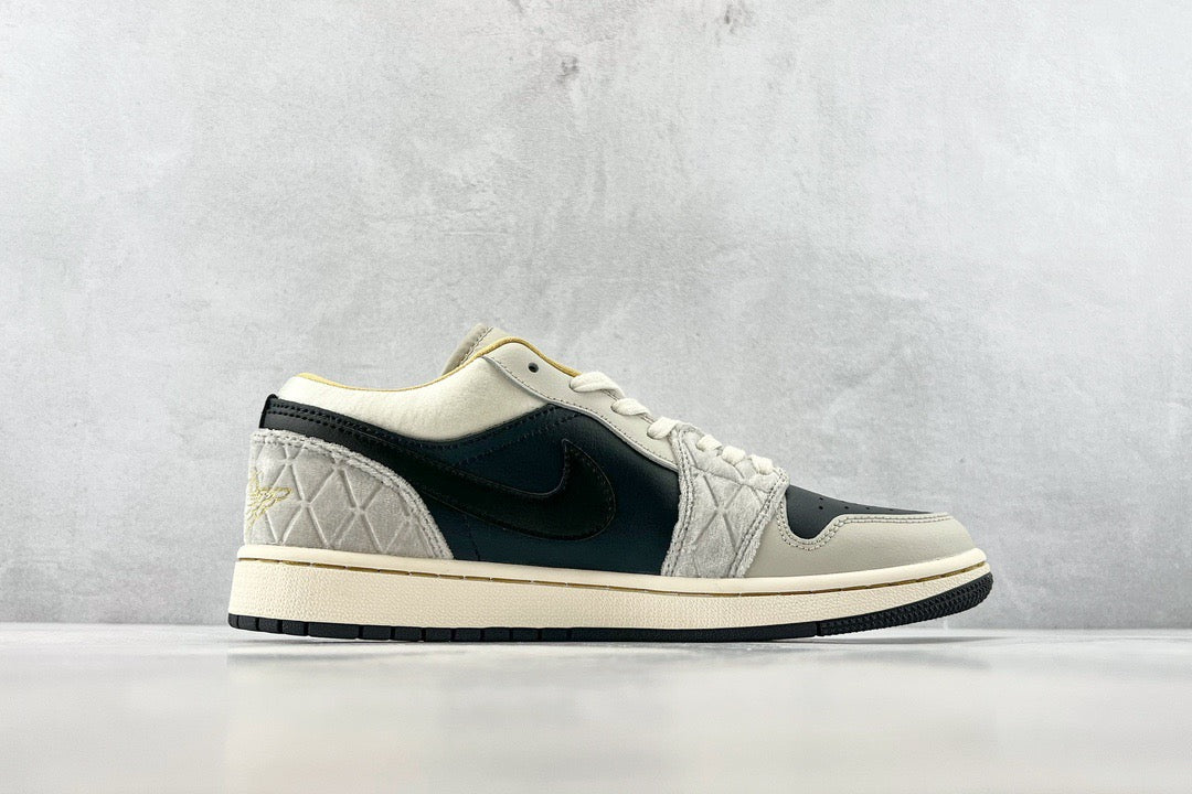 JORDAN 1 LOW SWOOSH