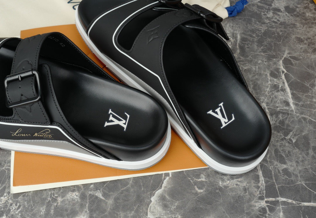 LOU TRAINER MULES