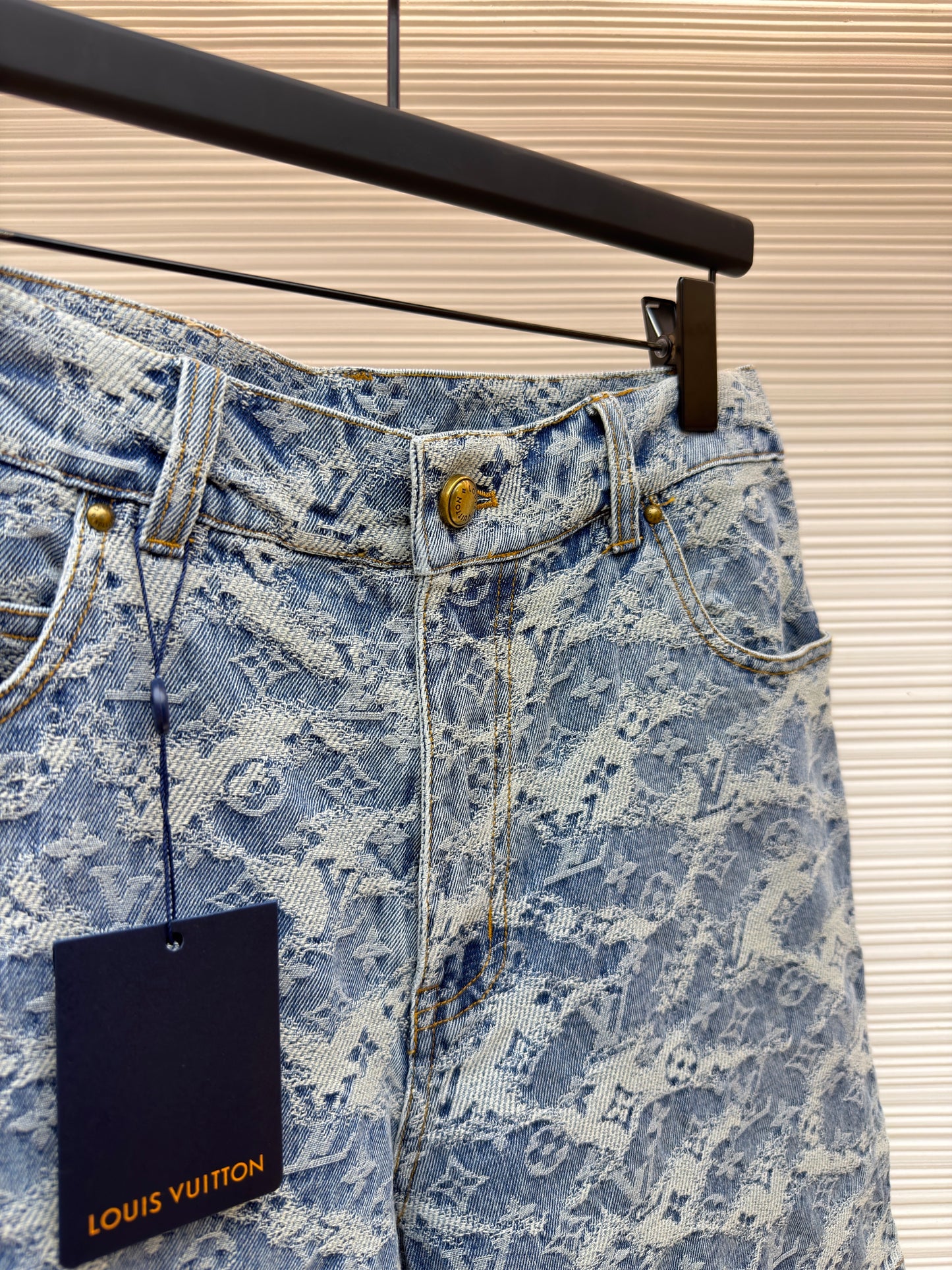 LOU DENIM SHORTS