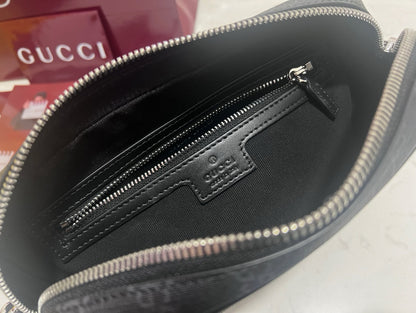 GG POUCH