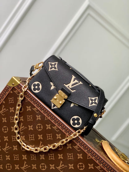 LOU POCHETTE METIS EAST WEST BAG