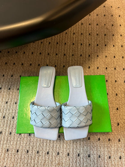 BOTT V SANDALS