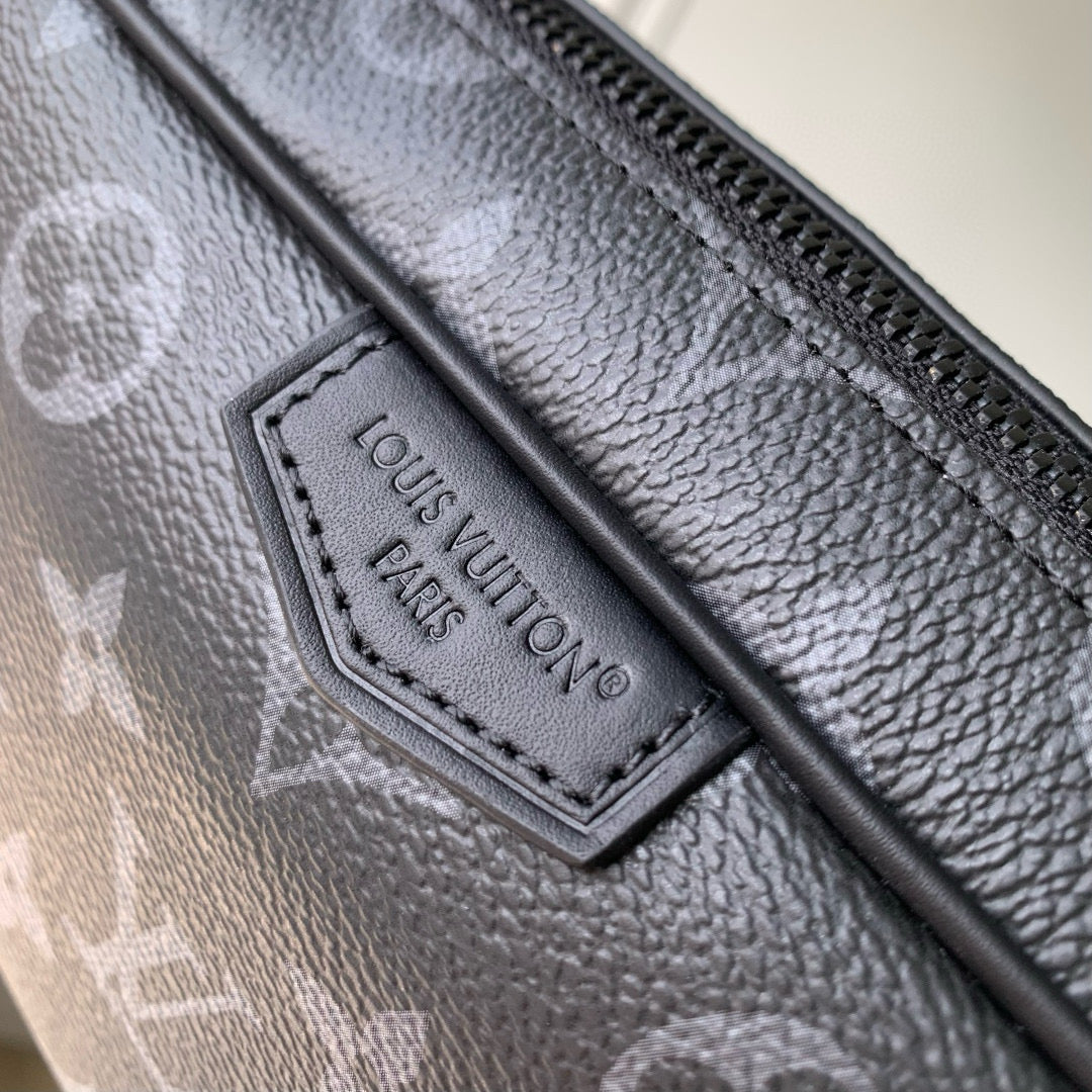【LOUIS VUITTON】コンパクト クール◎Trocadero Wearableバッグ LOU TROCADERO WEARABLE WALLET – skladondemand
