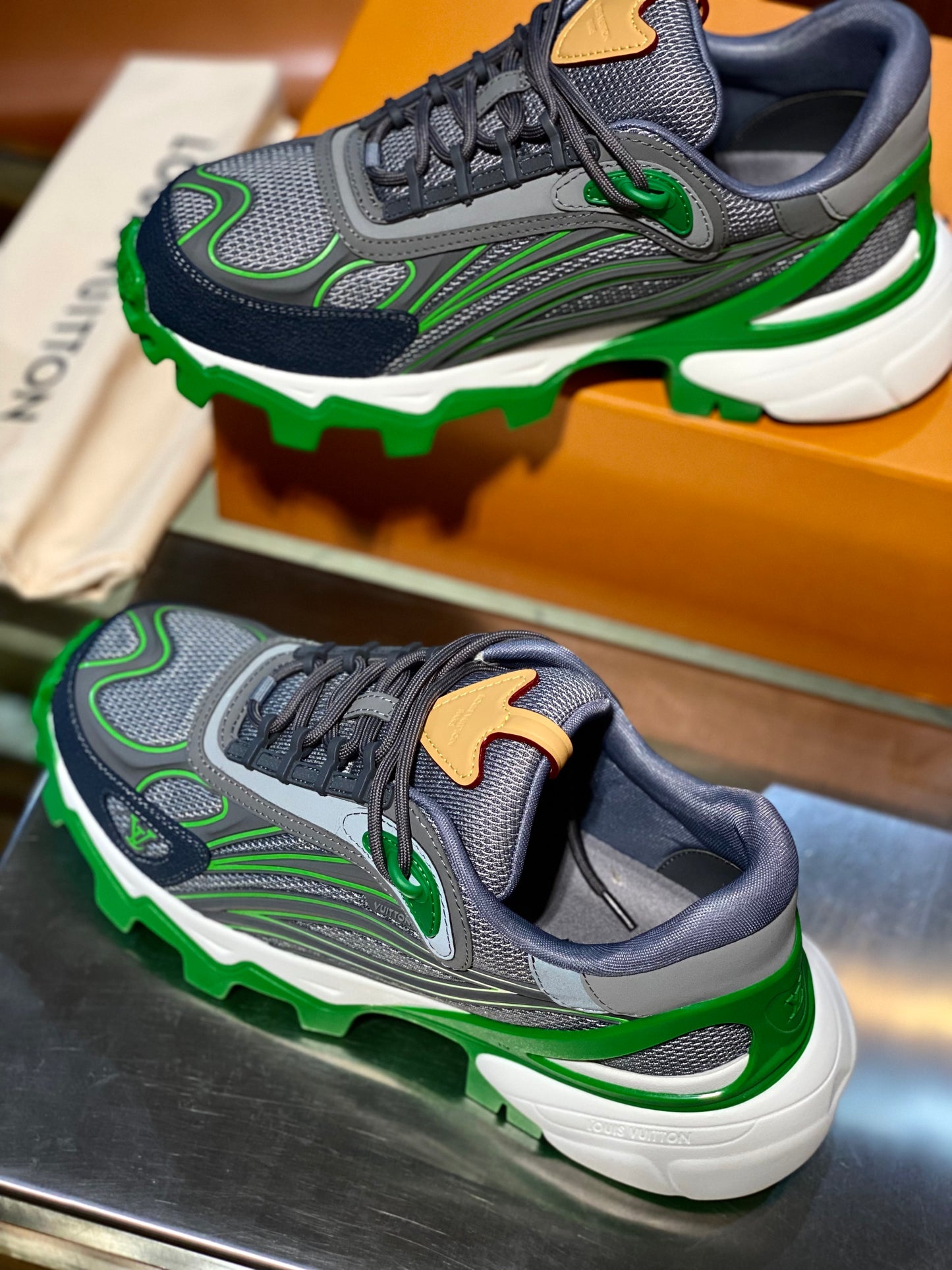 LOU SUMMIT SNEAKERS