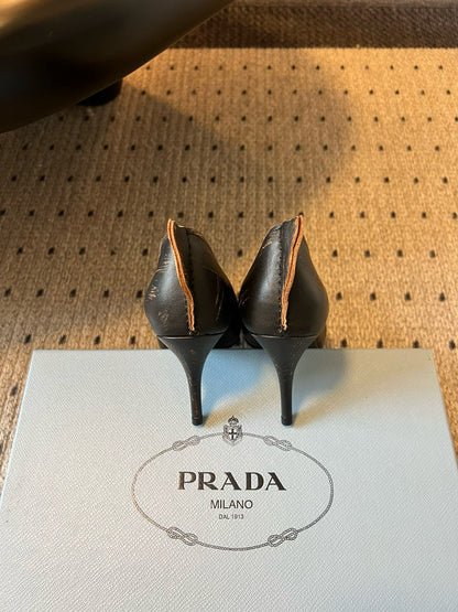 PD HEELS