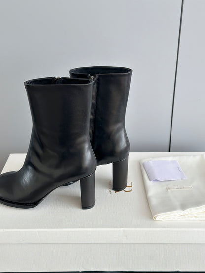 THE ROW BOOTS