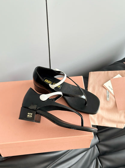 MIU M THONG SANDALS
