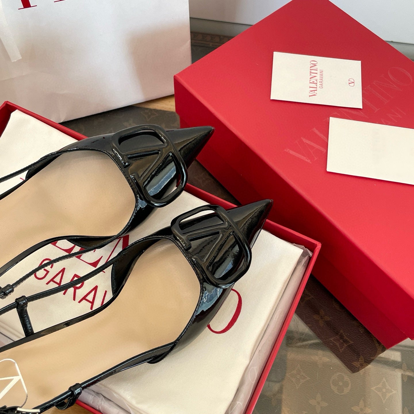 VAL HEELS