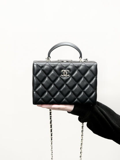CC SMALL BOX CHAIN BAG