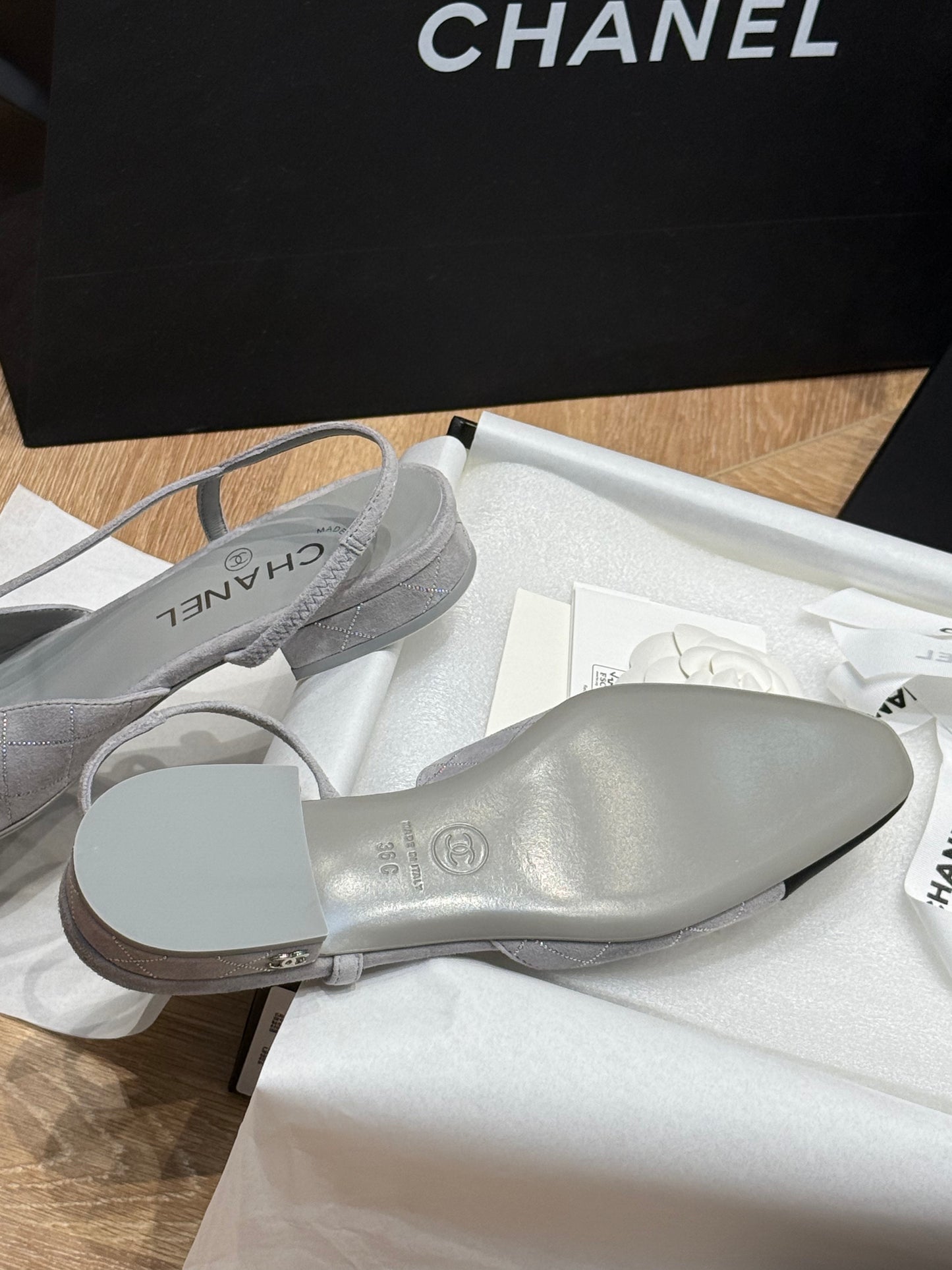 CC SLINGBACK PUMPS