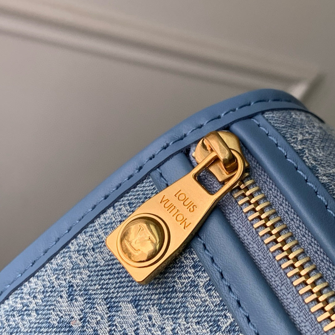 LOU BOSPHORE WEARABLE WALLET