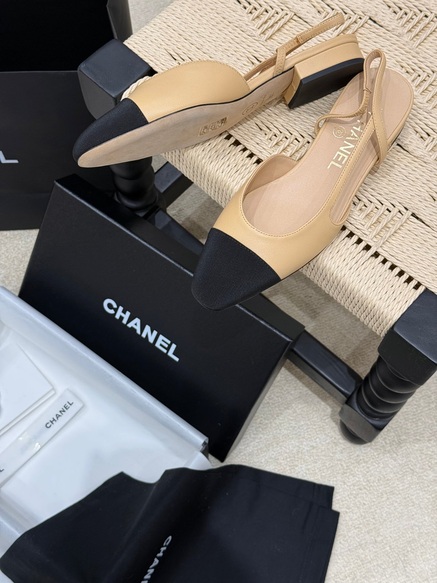 CC SLINGBACK PUMPS
