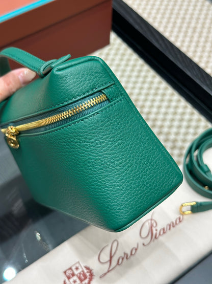 LORO P EXTRA POCKET L19 BAG