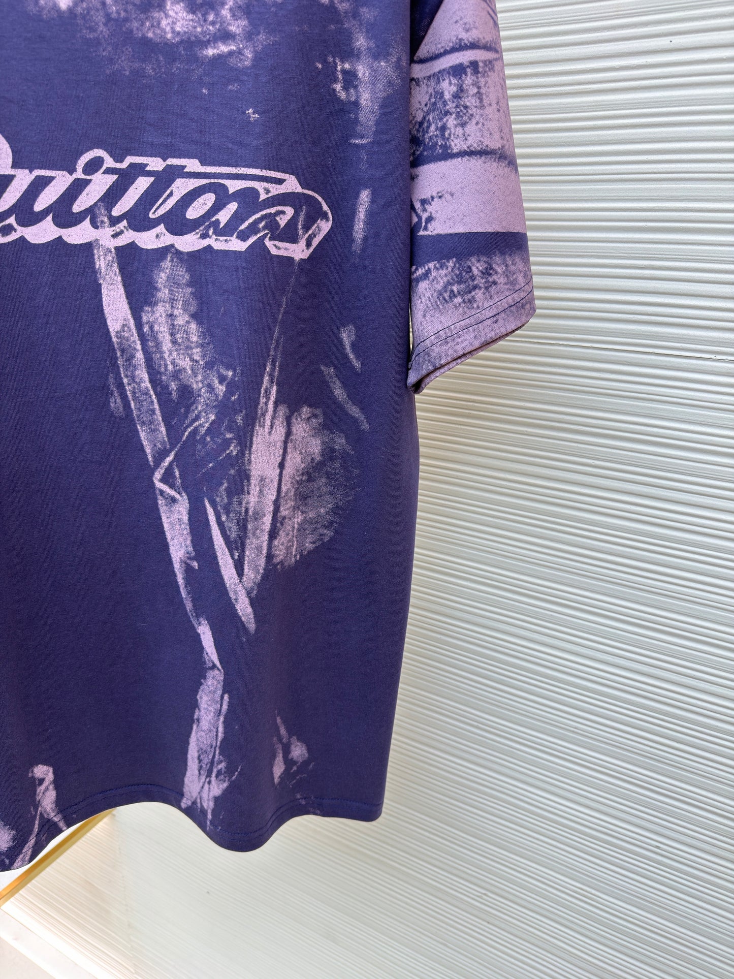 LOU T-SHIRT