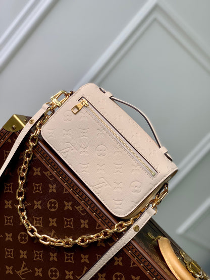 LOU POCHETTE METIS EAST WEST BAG