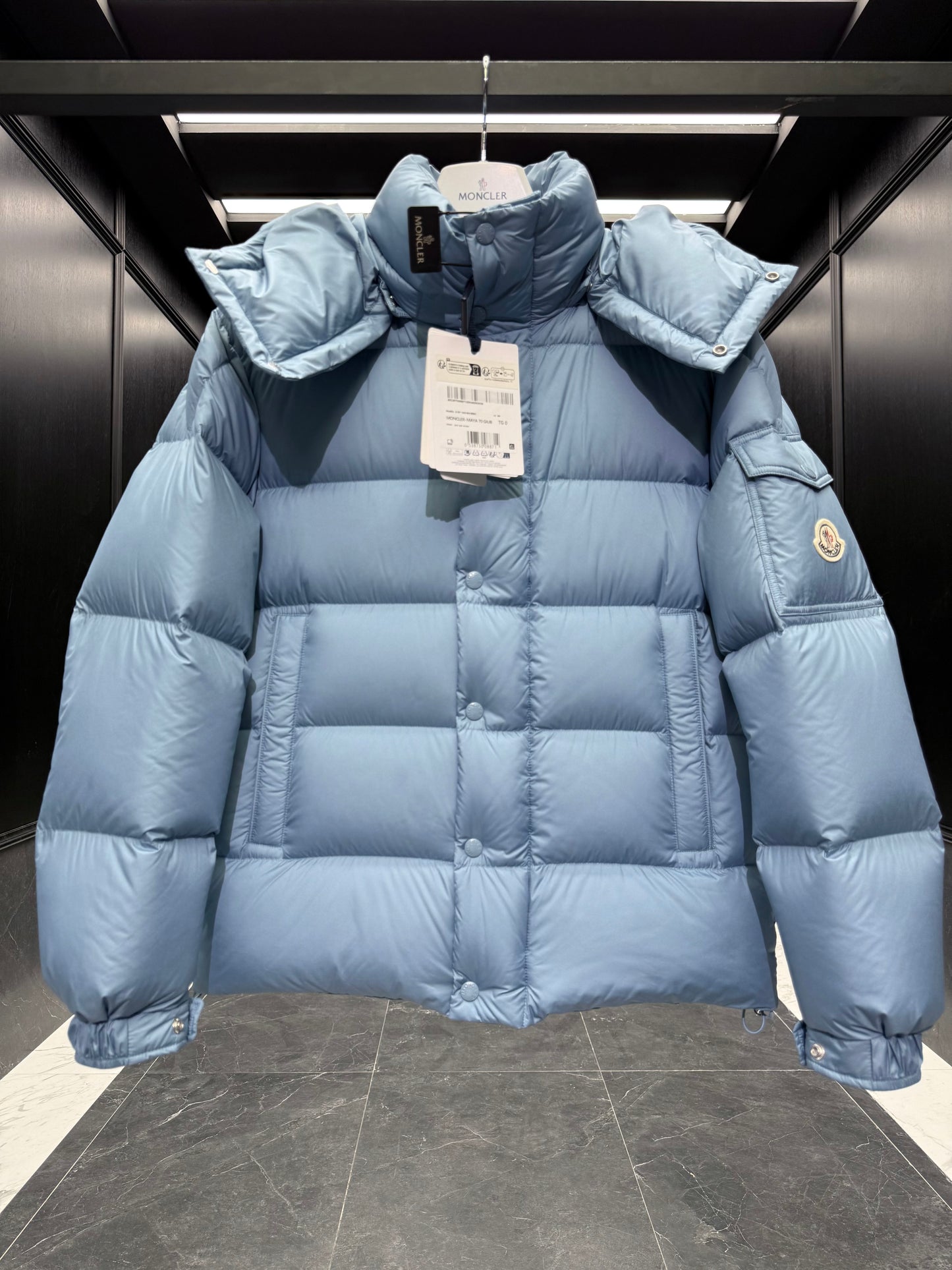 MONC MAYA 70 JACKET