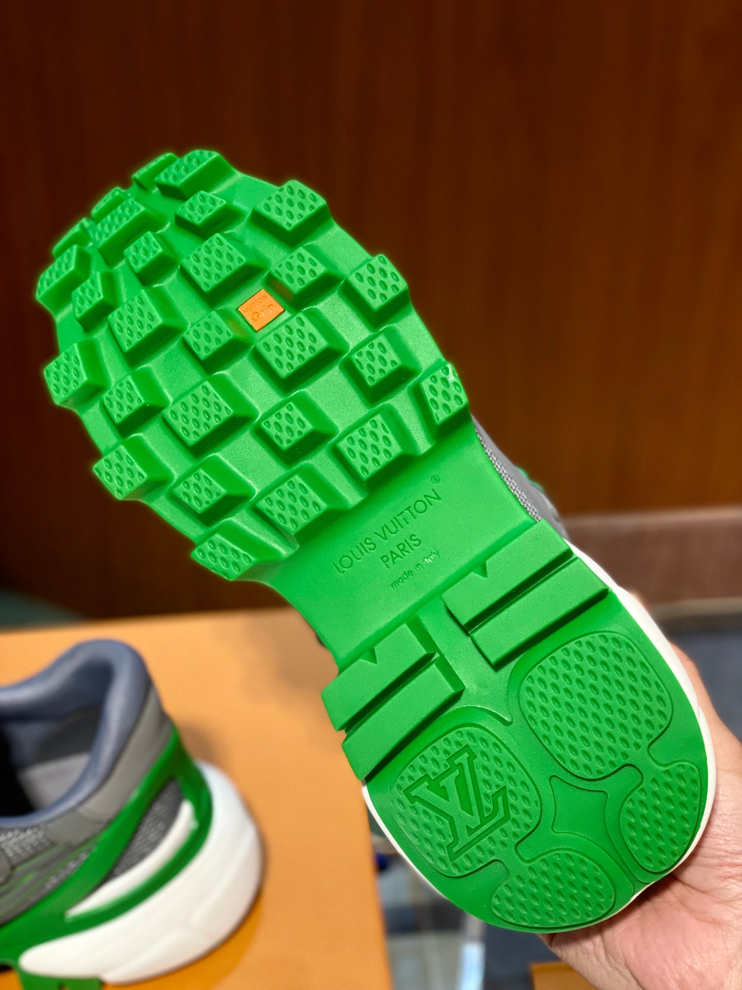 LOU SUMMIT SNEAKERS