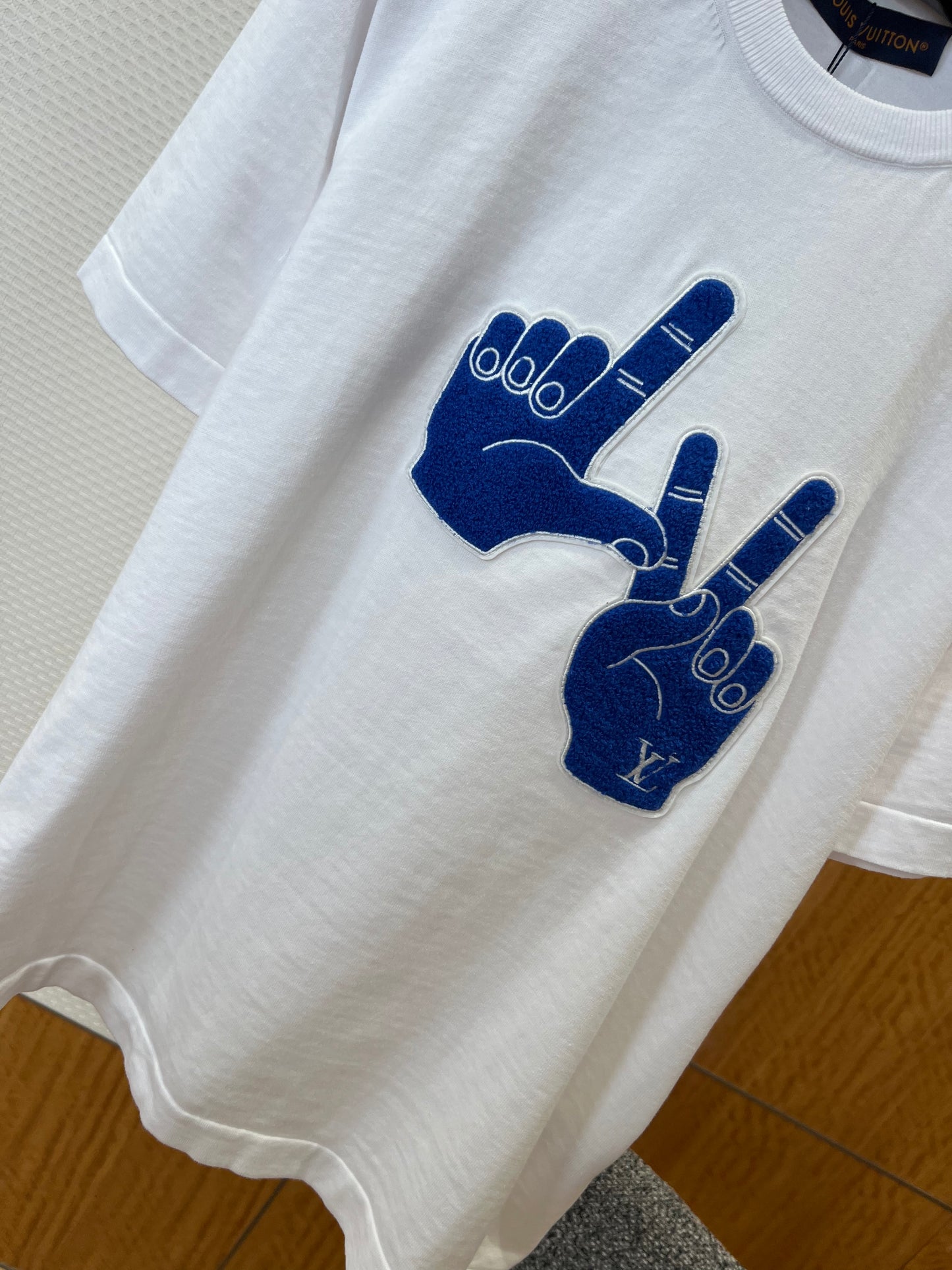 LOU T-SHIRT