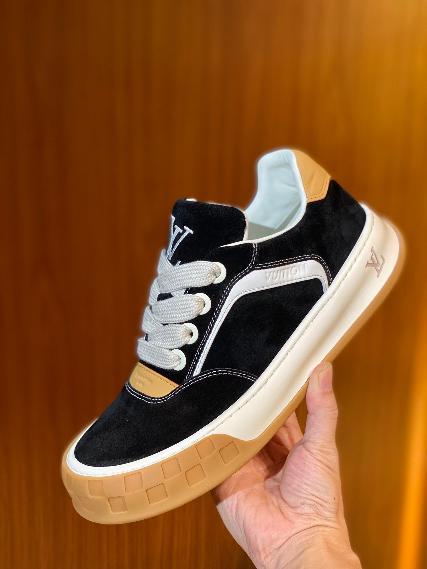 LOU TILTED SNEAKERS