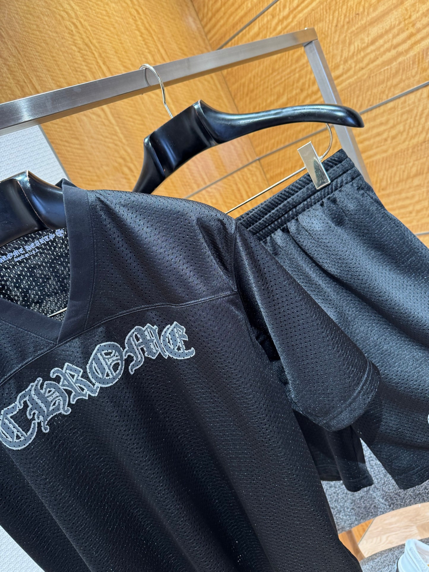 CHROME H T-SHIRT