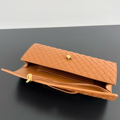 BV ANDIAMO CLUTCH