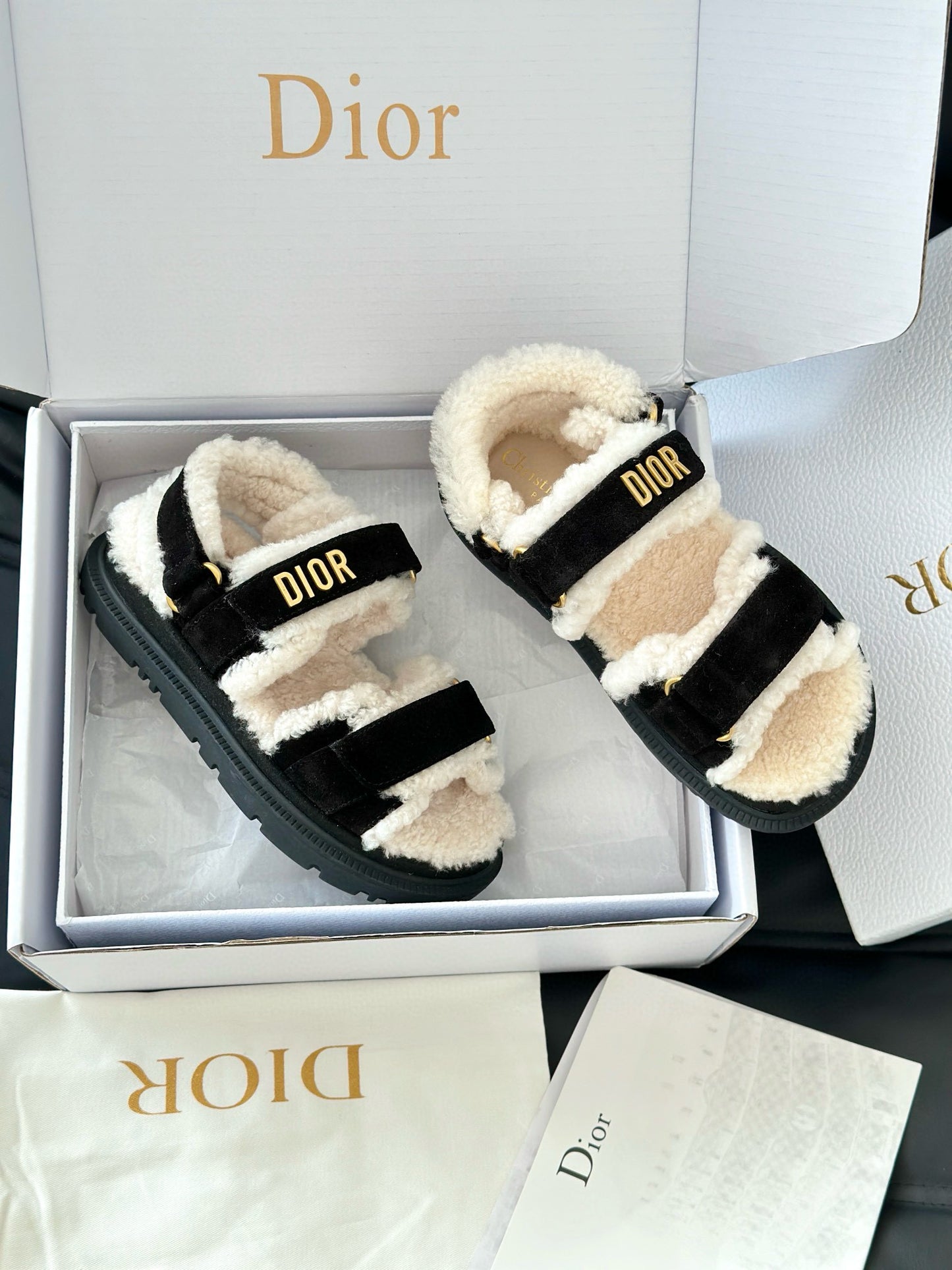 CD SANDALS