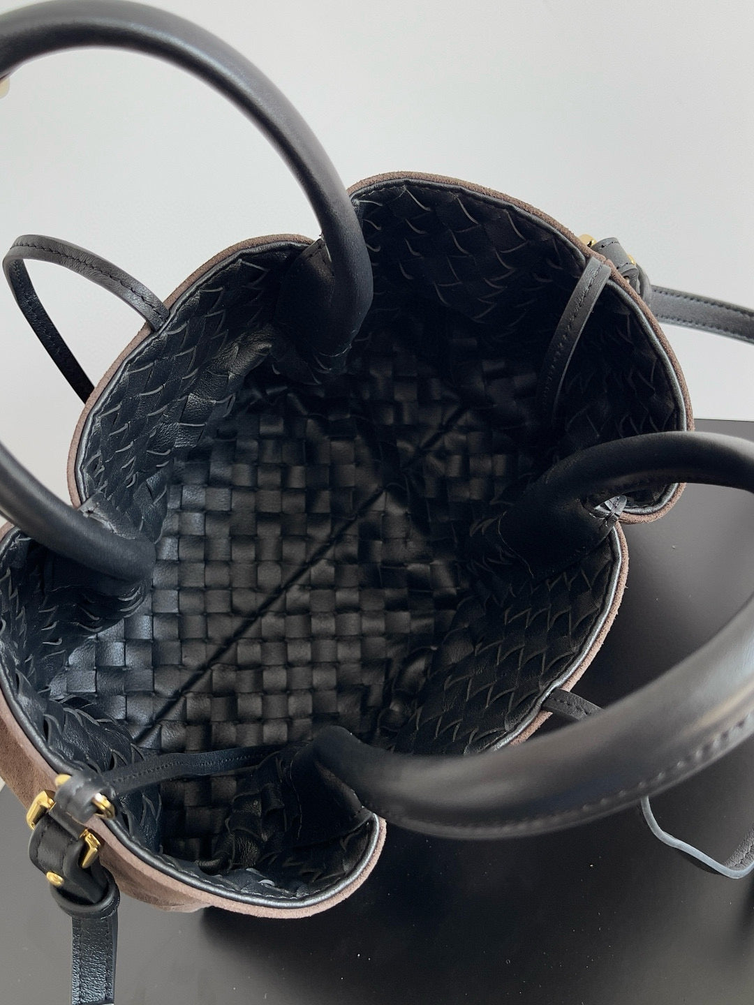 BOTT V SMALL PINACOTECA BAG