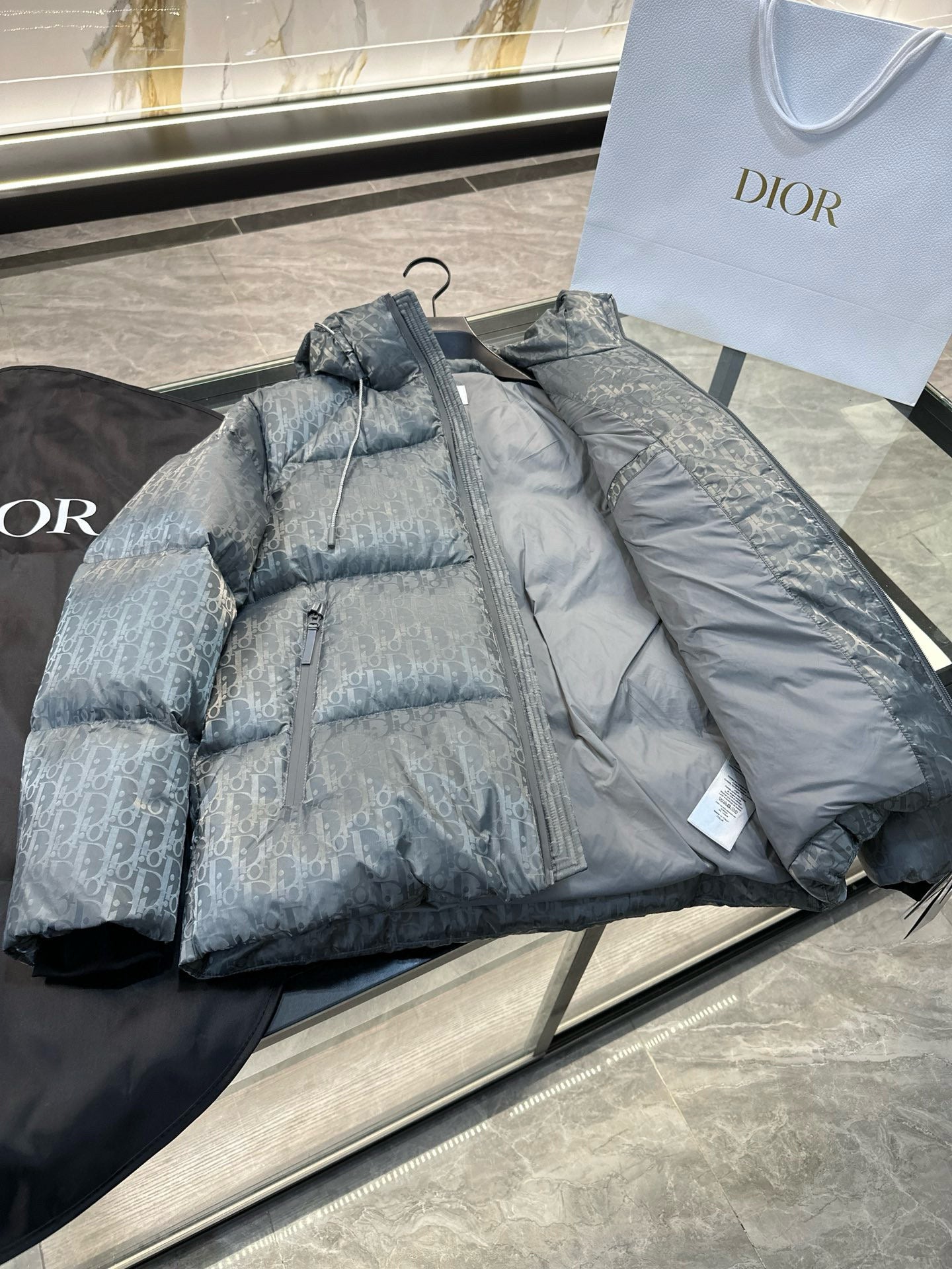 CD OBLIQUE JACKET