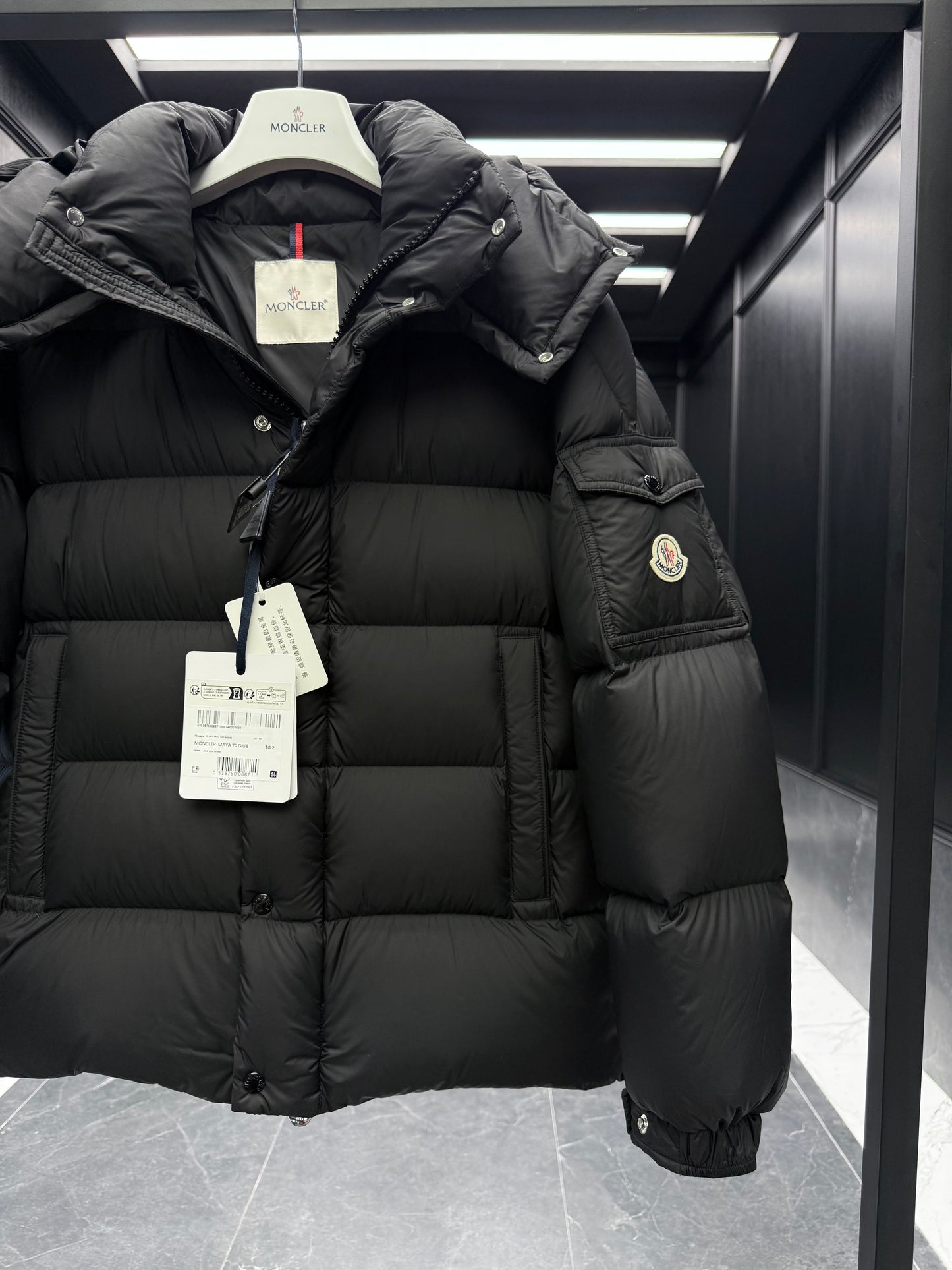 MONC VEZERE JACKET