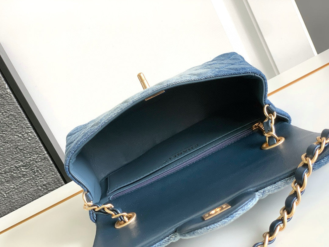 CC CLASSIC FLAP DENIM BAG