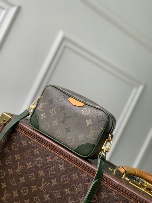 LOU TROCADERO WEARABLE WALLET