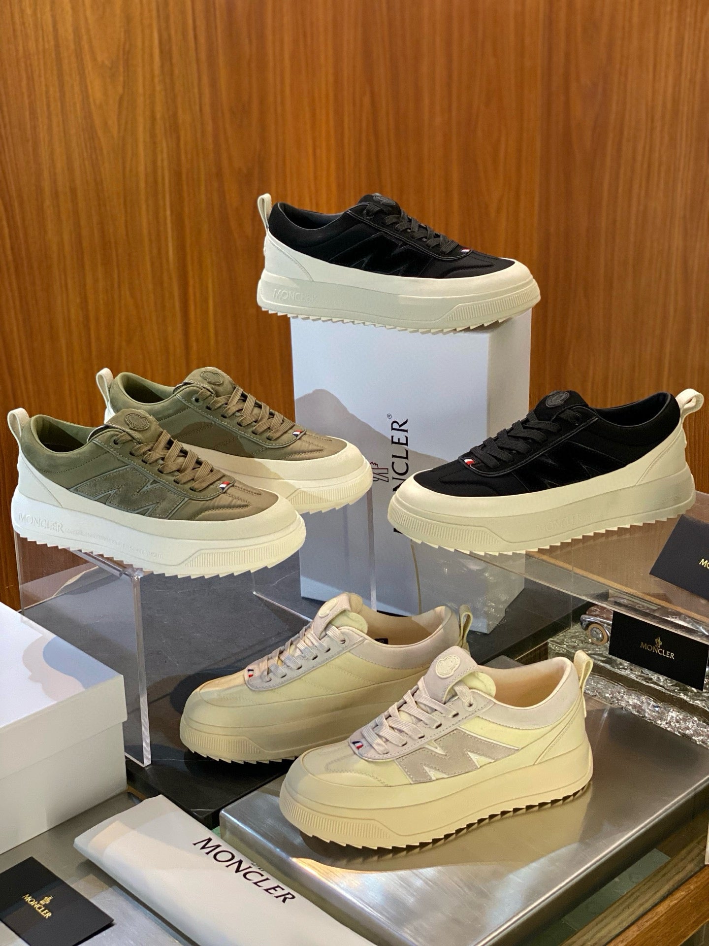 MONC ALTIVE SNEAKERS