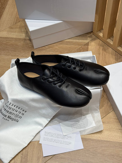 MAISON M TABI LOAFERS