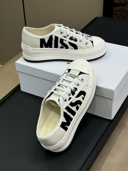 CD PLATFORM SNEAKER