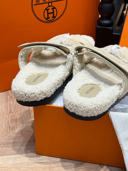 HERM CHYPRE SANDAL