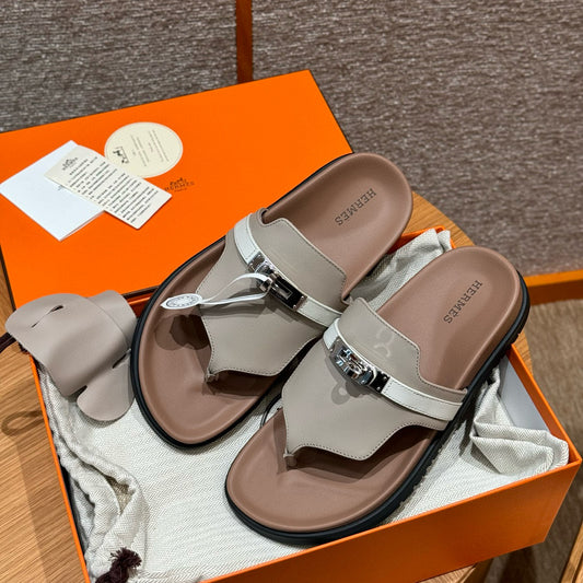HERM EMPIRE SANDALS