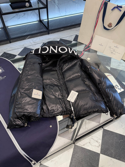 MONC HUPPE JACKET