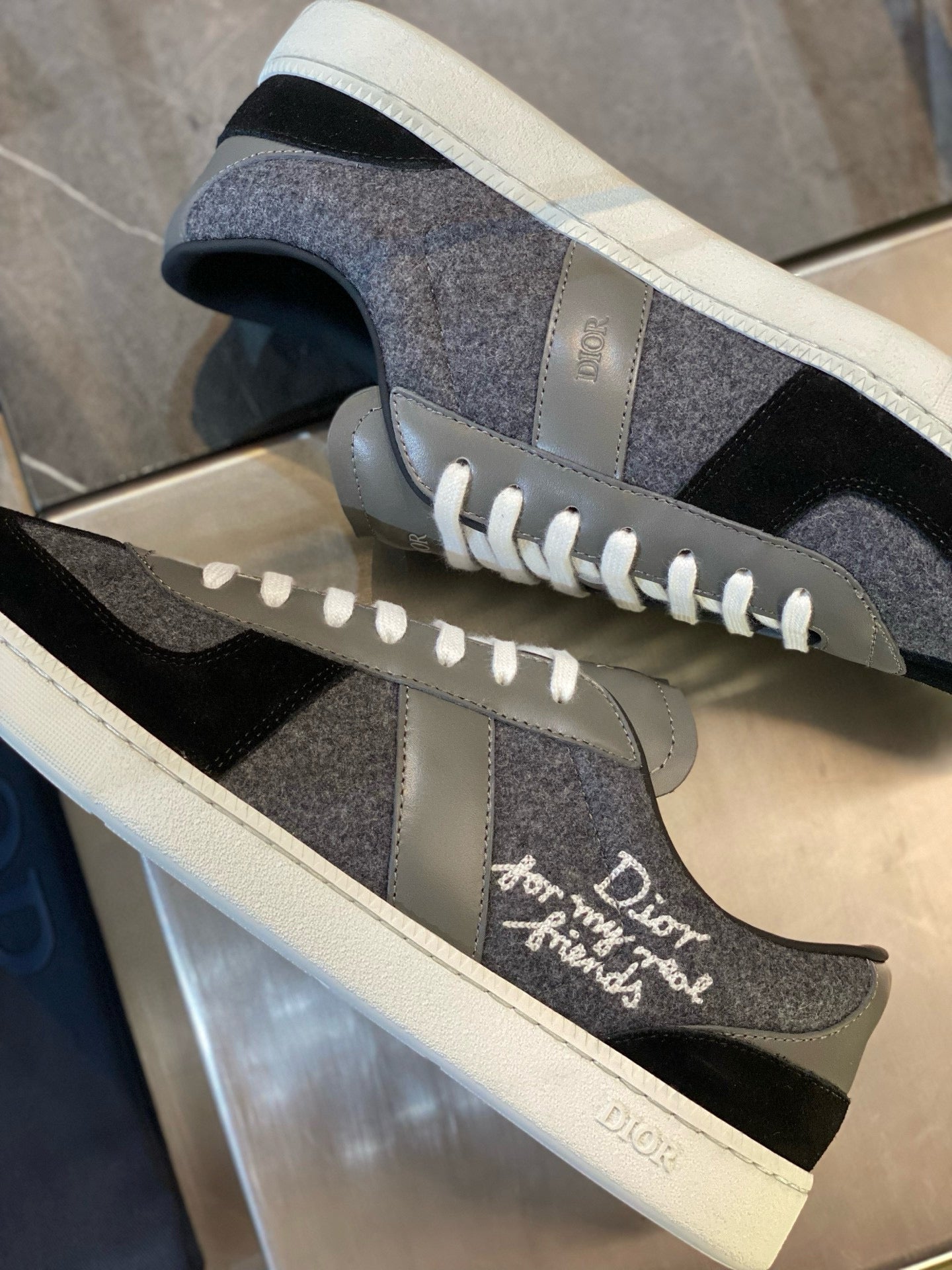 CD B01 SNEAKER