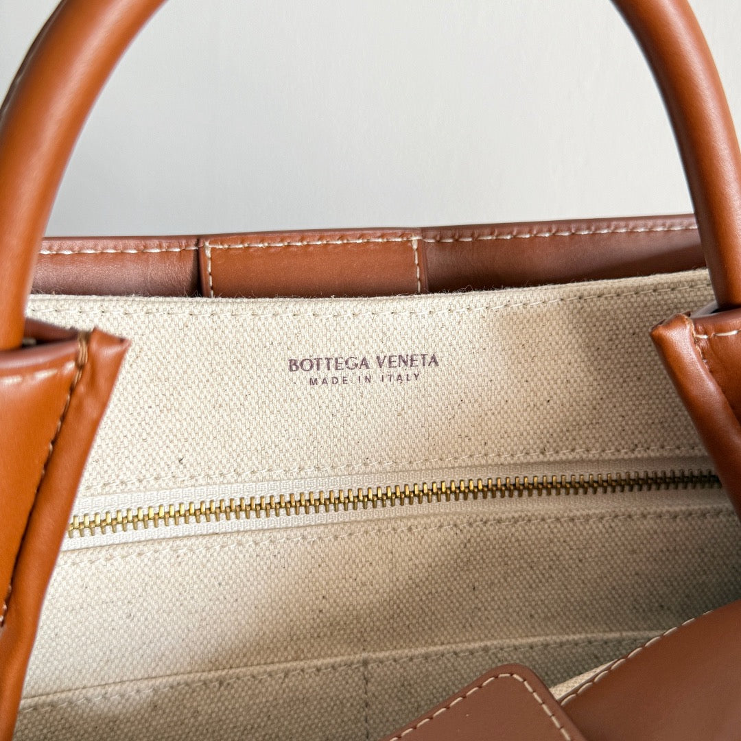 BOTT V ANDIAMO SMALL BAG